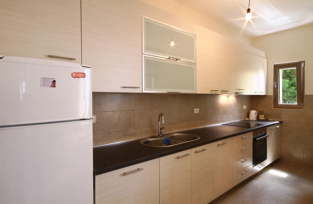 Apartments Dangubic Petrovac Екстериор снимка